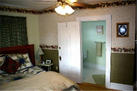 The Young House Bed And Breakfast Millinocket Camera foto